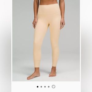 lululemon Align™ High-Rise Pant 25’ worn only a few times - size 4